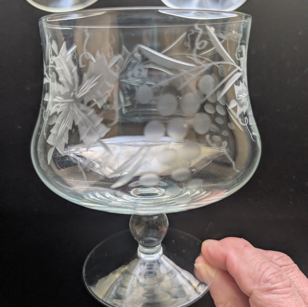Vintage Shrimp Cocktail Elegant Clear Etched Glasses Set of 4